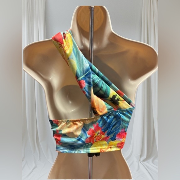 Tropical Floral One-Shoulder Top - Picture 2 of 2
